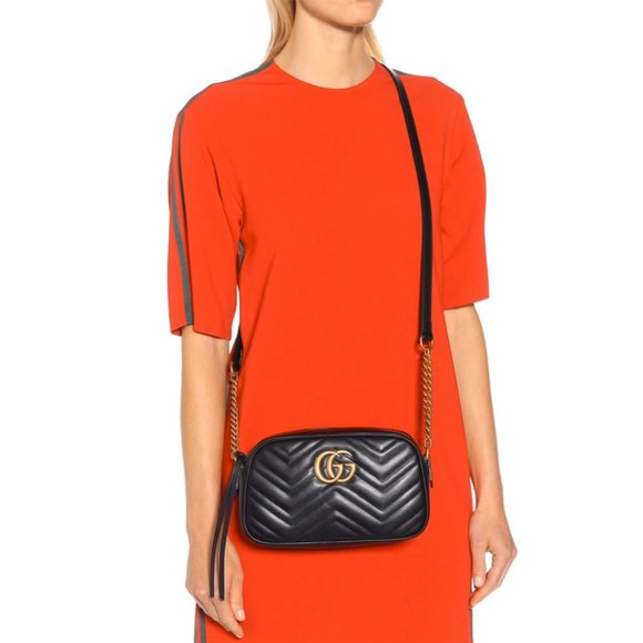 NEW Gucci Black Marmont Small Matelasse Crossbody Shoulder Bag - Picture 2 of 4